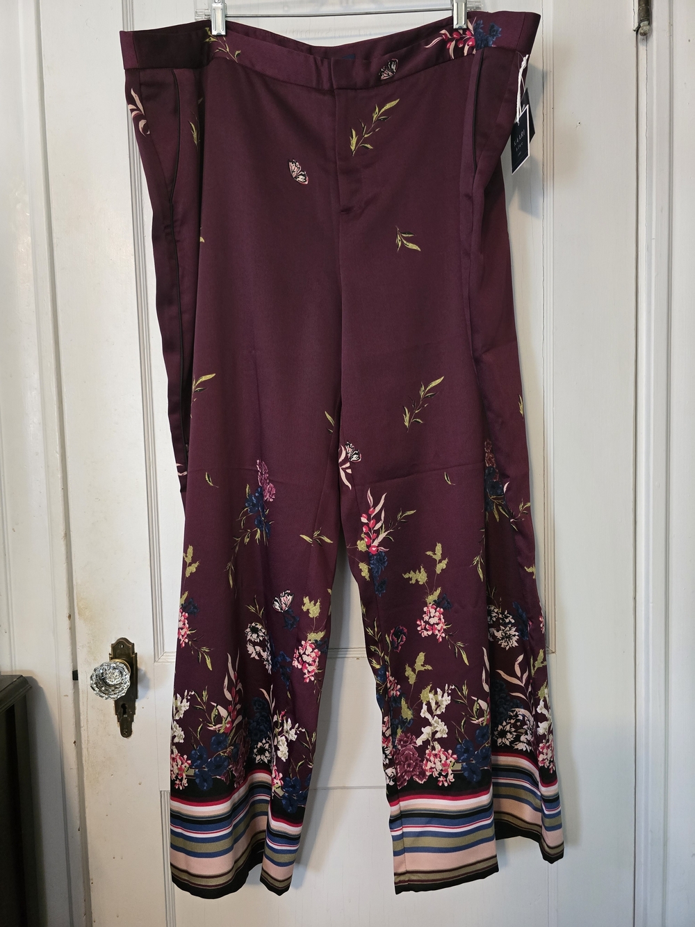 KAARI Blue Curvy 20W Floral Wide Leg Pants NWT
